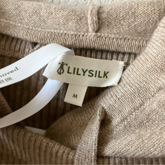 NWT Lilysilk Eshe 2-in-1 100% Cashmere Detachable Hoodie Sweater in Beige M - Picture 8 of 10